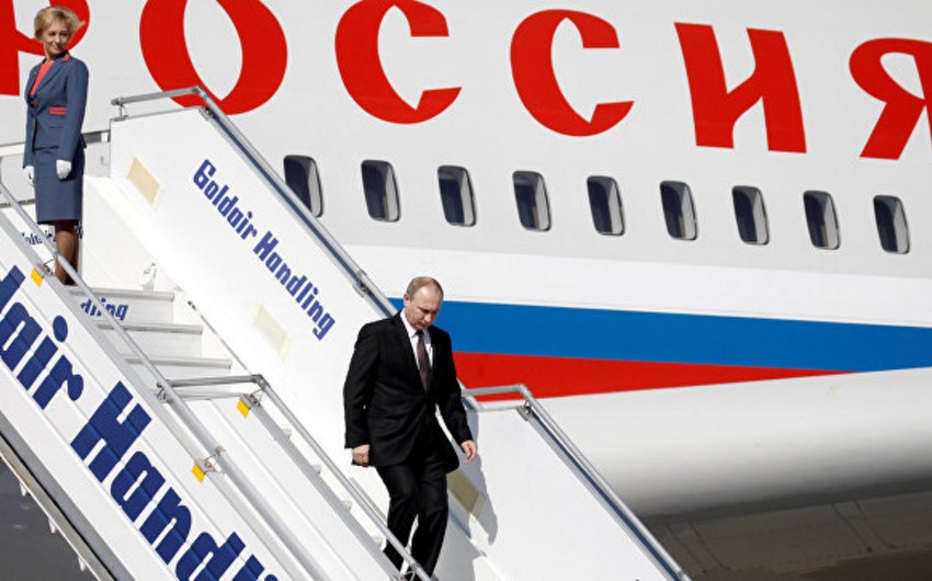 Russian President arrives in Azerbaijan