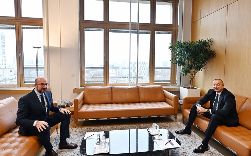 Azerbaijani president, European Council president exchange views on trilateral meeting