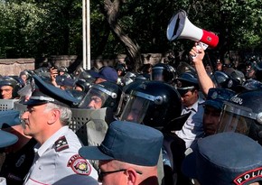 Armenian interior ministry urges protesters to avoid clashes