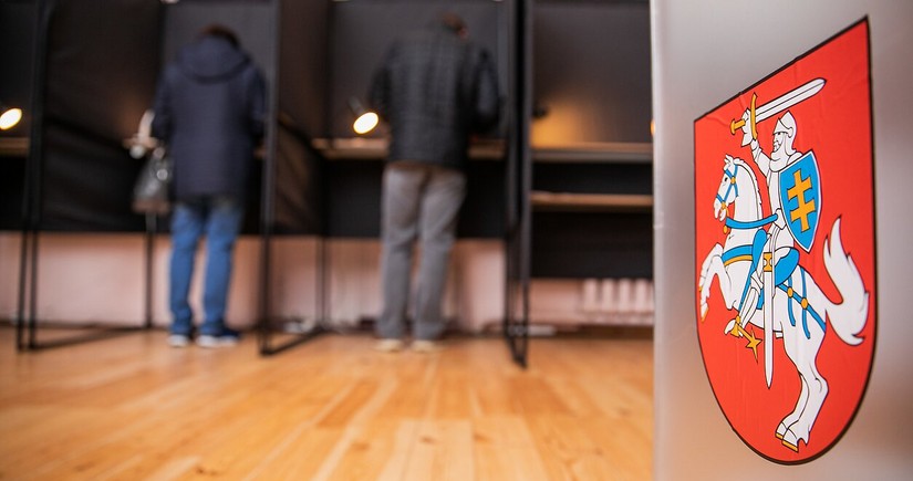 Lithuania voting in presidential election and citizenship referendum
