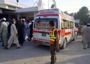 Blast kills two Chinese near Pakistan's Karachi airport