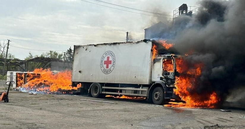 Rusiya Donbasa raket zərbələri endirib, BQXK-nin üç əməkdaşı ölüb, ikisi yaralanıb