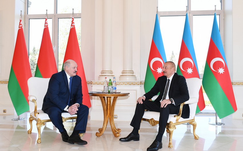 Azerbaijani, Belarus presidents held one-on-one meeting