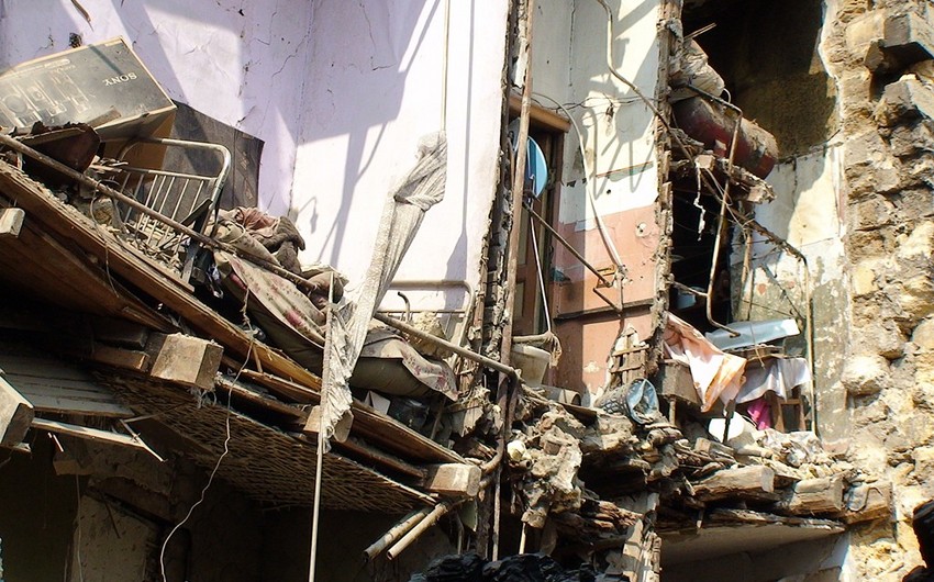 В Нью-Дели обрушилось здание, трое числятся в списке пропавших без вести
