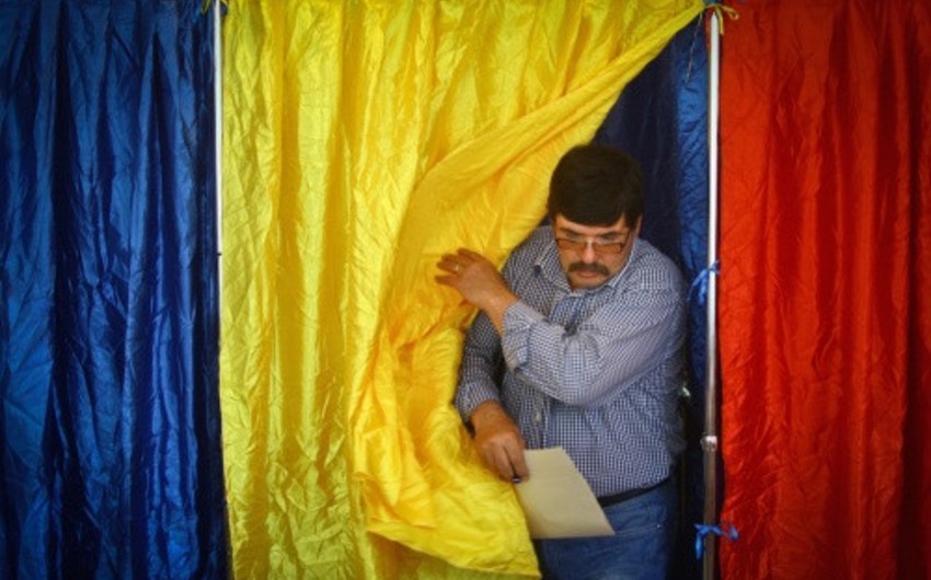 ​В Румынии проходит второй тур президентских выборов