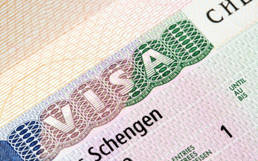 Visa office comments on suspension of giving Hungarian visas in Azerbaijan