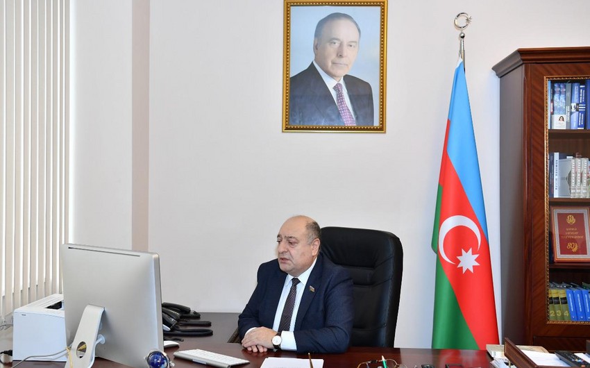 Депутат: В Азербайджане 600 тыс. человек работают неофициально 