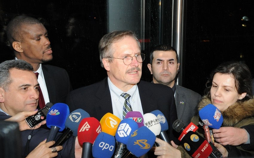 Посол США: Азербайджан по праву известен своей историей толерантности и дружбы