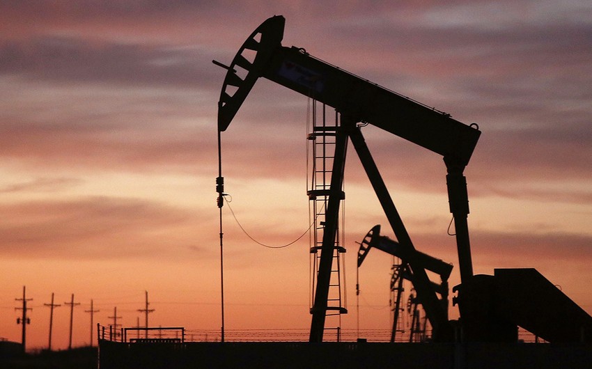 Нефть дорожает на данных о запасах API