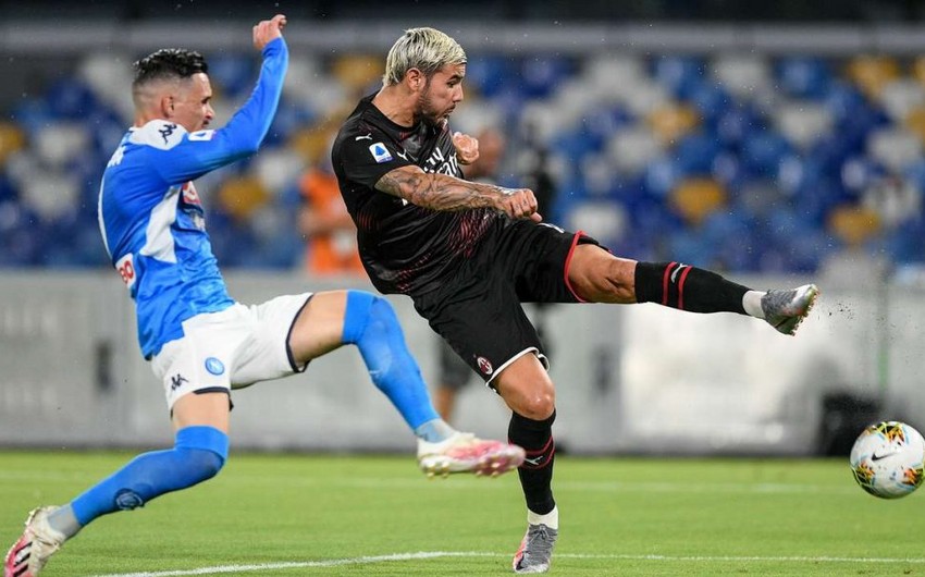 Милан и Наполи сыграли вничью в матче Серии А