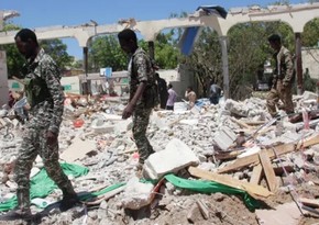 В результате двух взрывов в столице Сомали погиб 121 человек, ранены 333