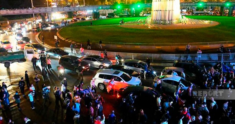 В Тбилиси протестующие попытались перекрыть автомобильное движение