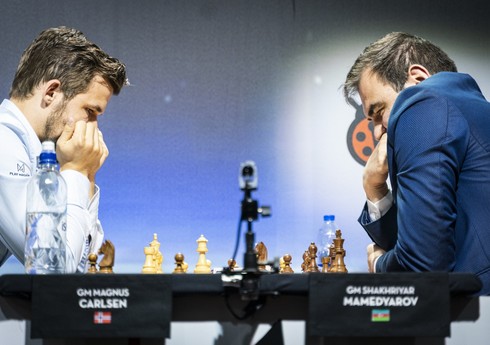Тур чемпионов: Шахрияр Мамедъяров победил Магнуса Карлсена