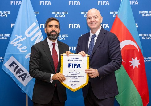 Ровшан Наджаф встретился с президентом ФИФА Джанни Инфантино