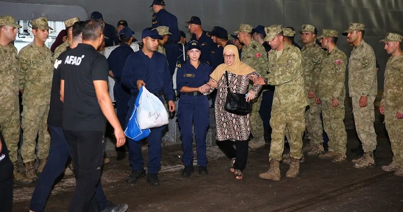 Türkiye evacuates 169 citizens from Lebanon