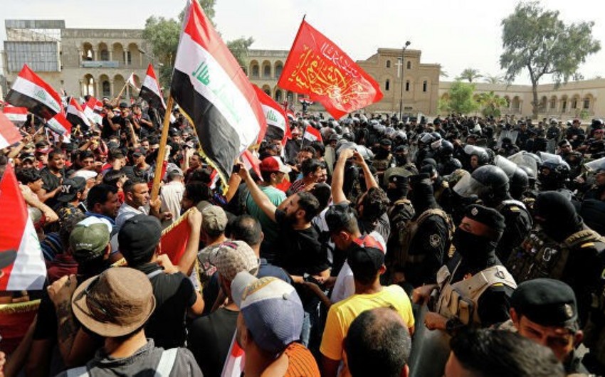 Более 30 человек пострадали при разгоне демонстрантов в Багдаде