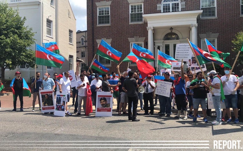 Акция протеста перед посольством Армении в США 