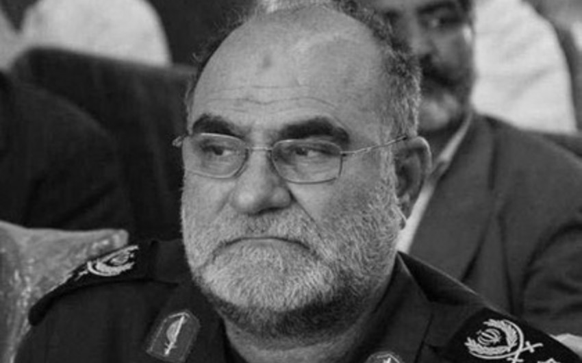 İranlı general silahla ehtiyatsız davrandığına görə özünü vurub