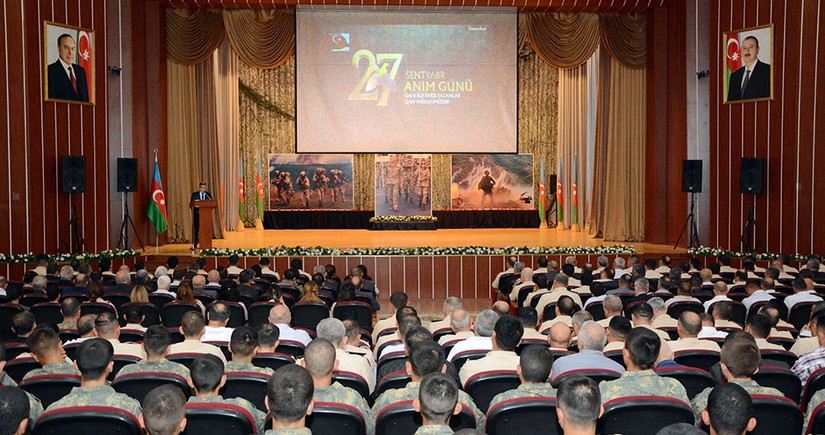 Azerbaijani Army honors fallen heroes on Remembrance Day