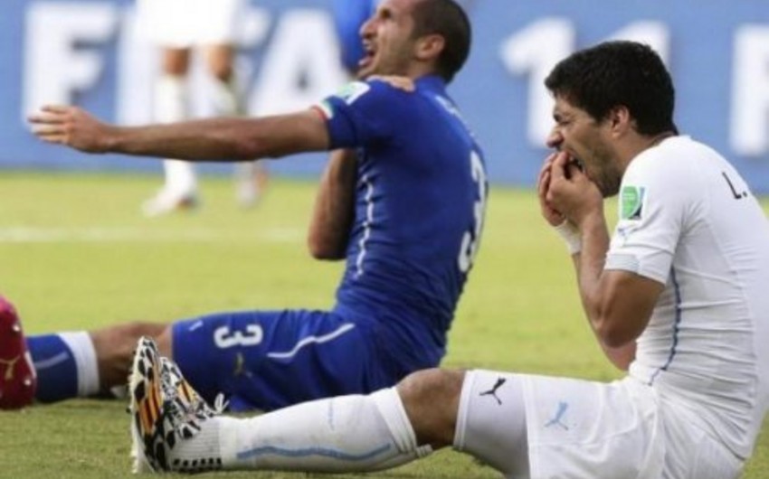 ​Луис Суарес требует извинений от ФИФА