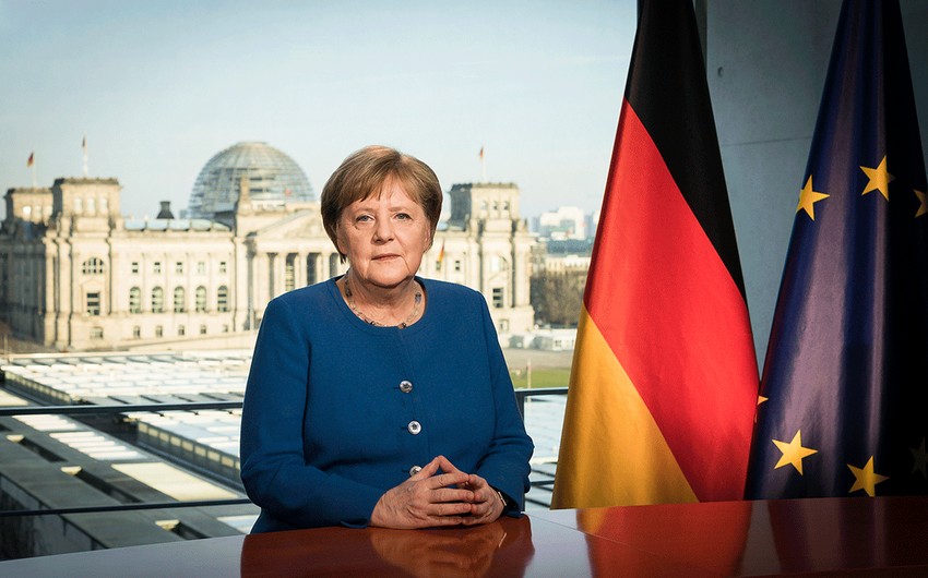 16 ildir hakimiyyətdə olan Angela Merkel təntənəli yola salınacaq