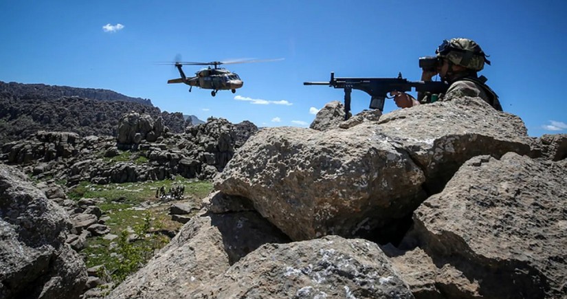 Türkiyə ordusu İraqda terrorçulara məxsus mağara aşkarlayıb, xeyli ləvazimat ələ keçirilib