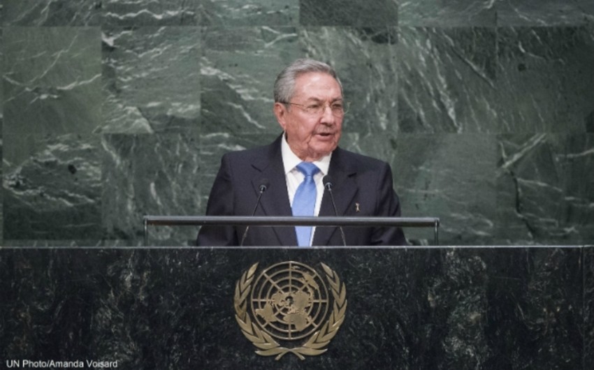 ​Рауль Кастро возложил ответственность за наплыв мигрантов в Европу на НАТО