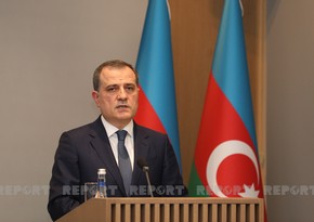 Глава МИД Азербайджана поздравил дипломатов