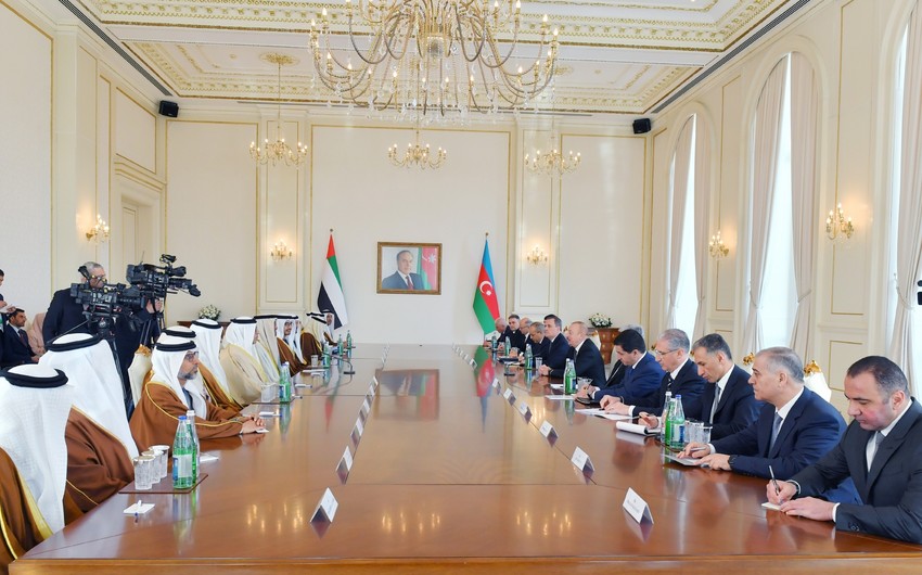 Presidents of Azerbaijan and United Arab Emirates hold expanded meeting