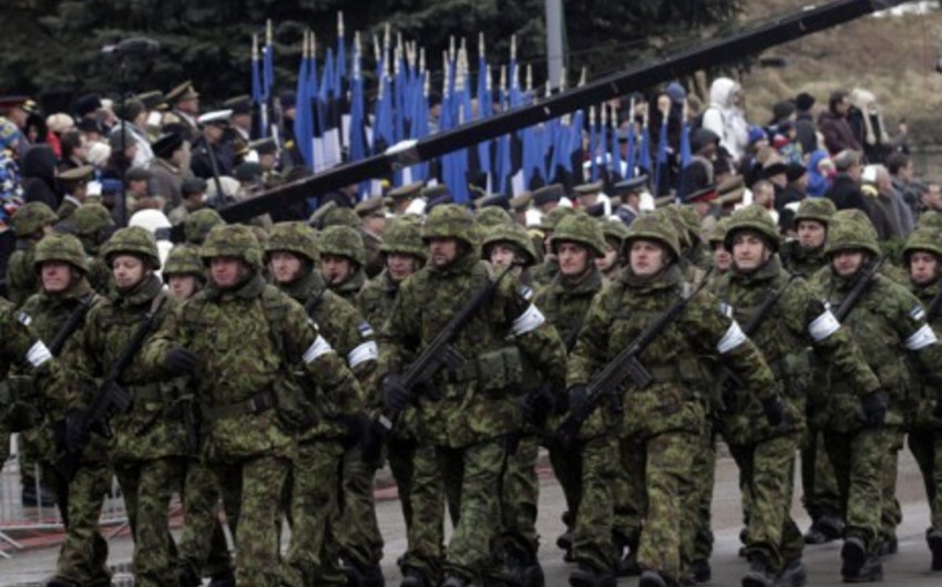 Франция разместит в Эстонии 300 военных, танки и БМП