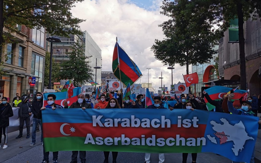 Rally in support of Azerbaijani Army takes place in Hamburg