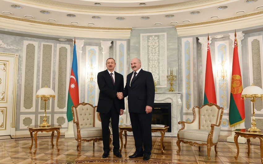 Президенты Беларуси и Азербайджана провели встречу в расширенном составе