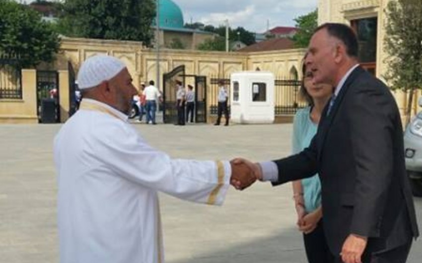 Israeli Ambassador visits Cume Mosque in Azerbaijani region