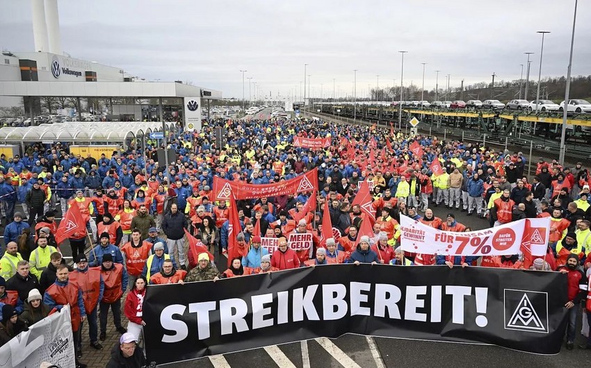 Volkswagen workers in Germany strike again amid job cut fears