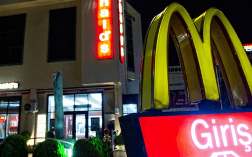 Bakıdakı “McDonalds”da narkotik maddə qəbul edən şəxs ölüb