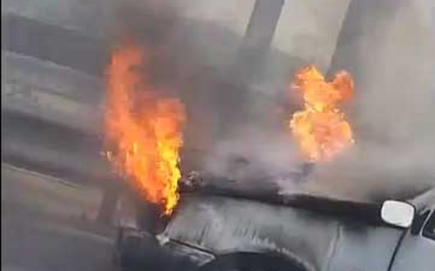 ​В Гейчае загорелся автомобиль