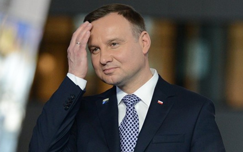 Кортеж президента Польши столкнулся с мальчиком на самокате