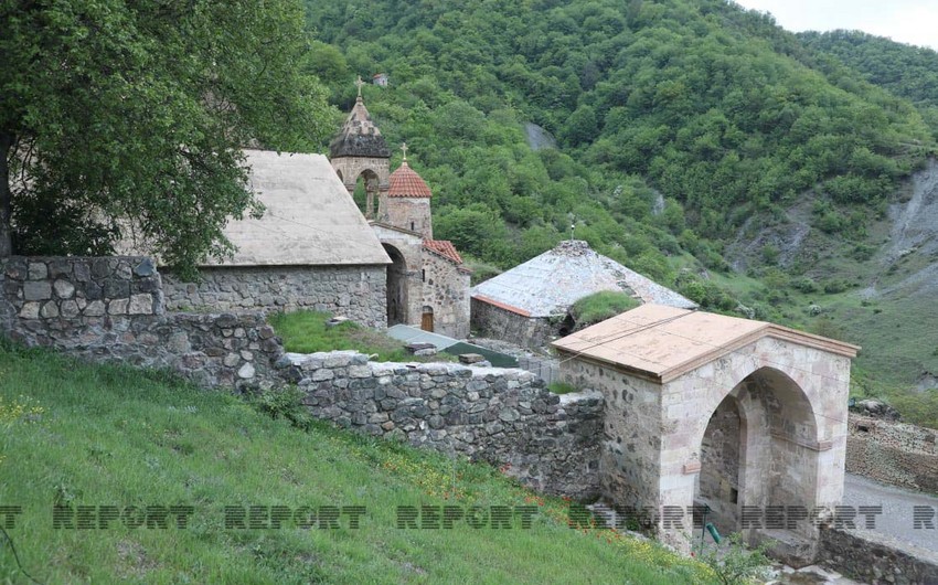 Representatives of Albanian-Udi Christian Community visit Khudavang temple
