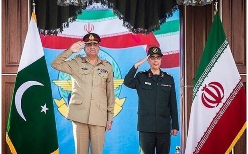 İranın Baş Qərargah rəisi Pakistanın Quru Qoşunlarının komandanı ilə regional məsələləri müzakirə edib