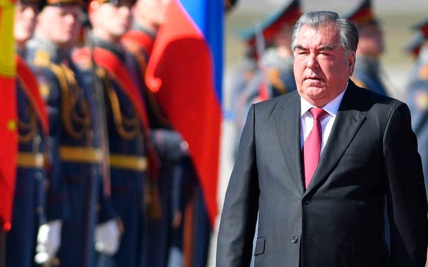 Президент Таджикистана находится с визитом в Москве