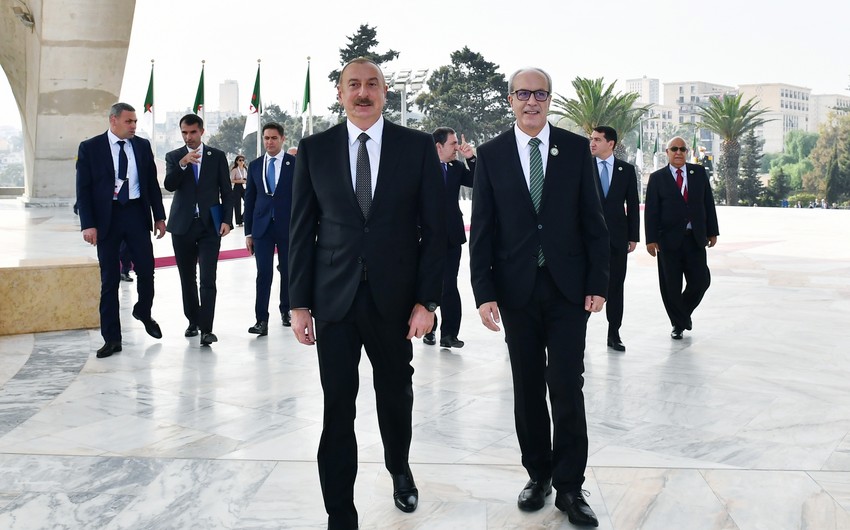 Президент: Борьба за свободу и независимость навсегда вошла в историю Алжира как символ великого мужества