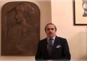 Надгробный барельеф Насими передан Литературному музею Азербайджана