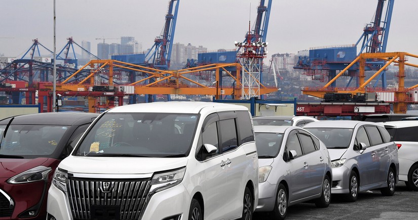 Automakers in Japan being searched due to suspicions of production violations