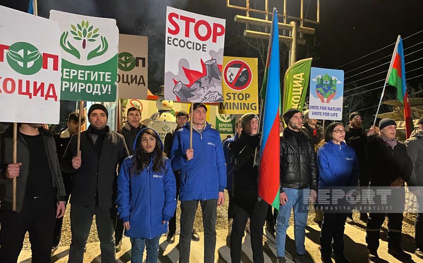 Акция протеста на дороге Ханкенди-Лачын продолжается и в вечерние часы