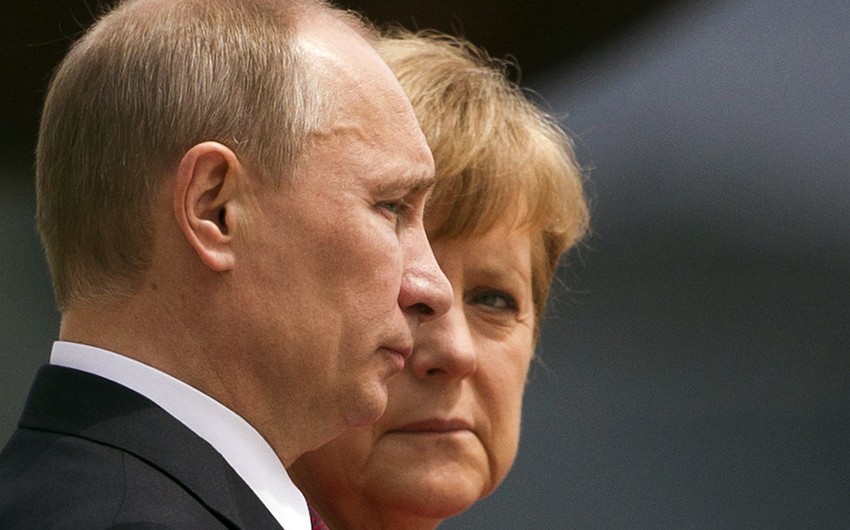 Merkel Rusiyanı Postsovet ölkələrində sabitliyi pozmaqda ittiham edib