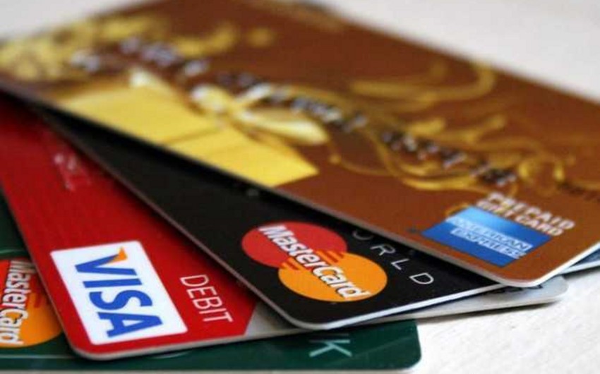Количество платежных карт в Азербайджане выросло на 17%