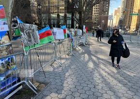 У здания ООН в Нью-Йорке организована выставка о реалиях Ходжалинского геноцида
