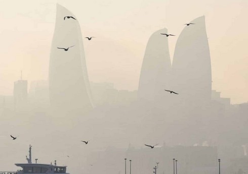 В атмосфере Баку наблюдается рост пылевой загрязненности 
