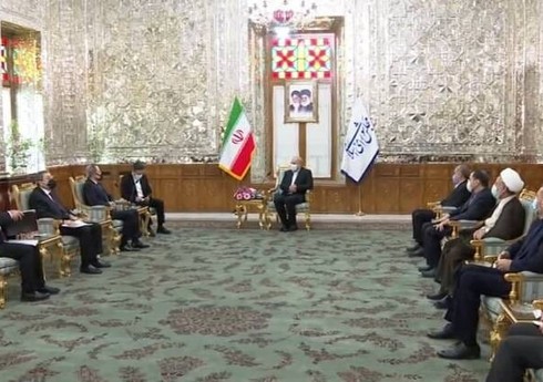 Байрамов встретился в Иране со спикером парламента