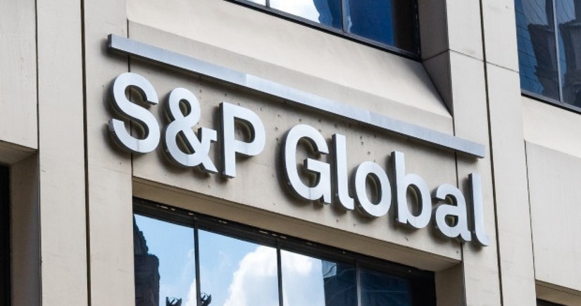 “S&P” ortamüddətli perspektivdə Azərbaycanda bank risklərini qiymətləndirib